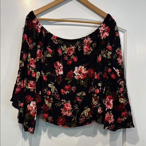 Ambiance Tops - 🔵 Ambiance Floral Off-Shoulder Black Top Size XL